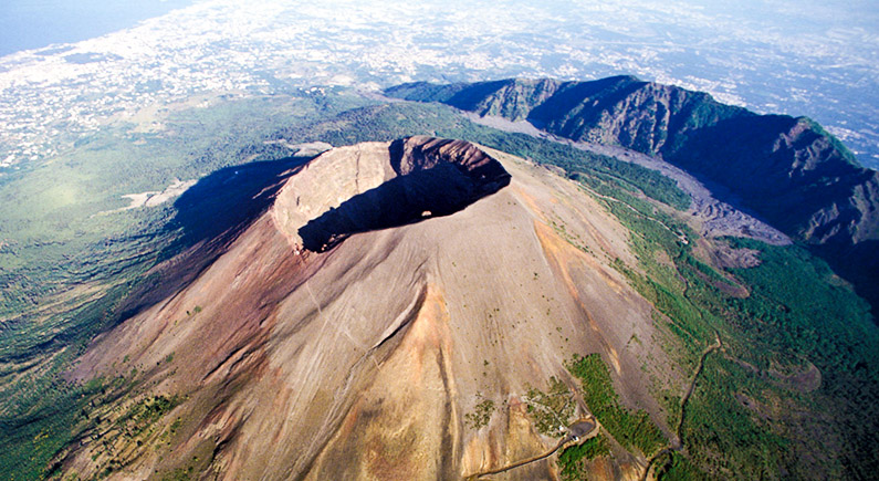 Campi Flegrei - Vesuvio - Pozzuoli-Napoli